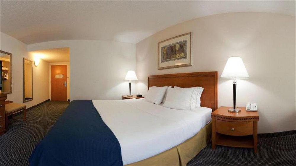 Holiday Inn Express Richmond-Brandermill-Hull Street By Ihg Luaran gambar